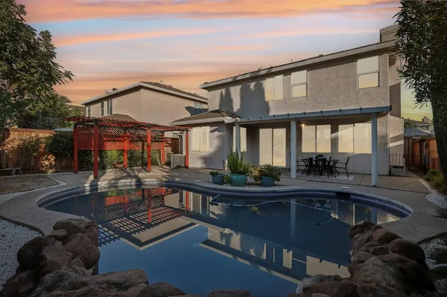 $670,000 | 9378 Brenton Court, Elk Grove, CA 95624