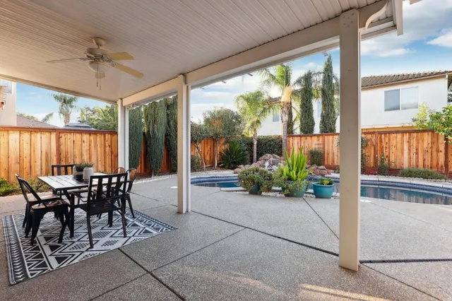 $670,000 | 9378 Brenton Court, Elk Grove, CA 95624