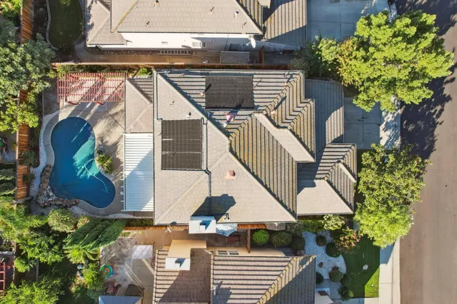 $670,000 | 9378 Brenton Court, Elk Grove, CA 95624