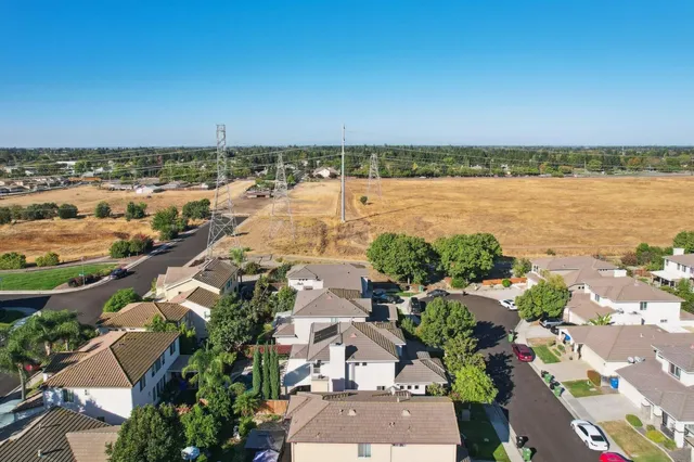 $670,000 | 9378 Brenton Court, Elk Grove, CA 95624