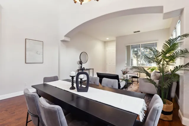 $670,000 | 9378 Brenton Court, Elk Grove, CA 95624