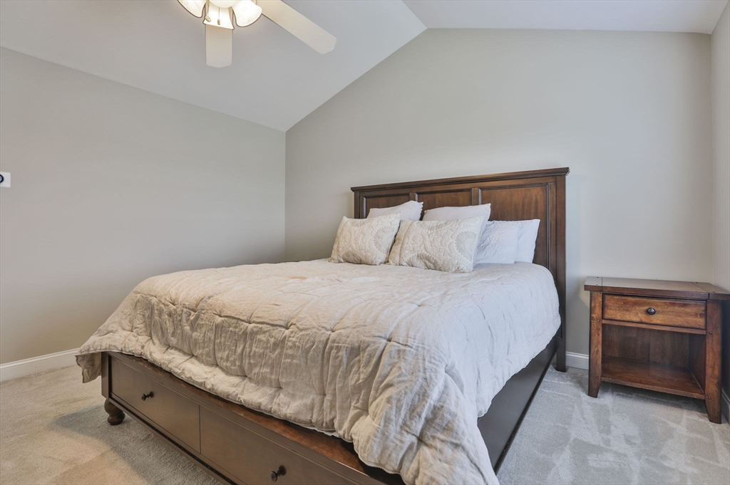 72 Mountain Village Road, Unit 72 Salem, NH 03079 - Photo 26 of 32