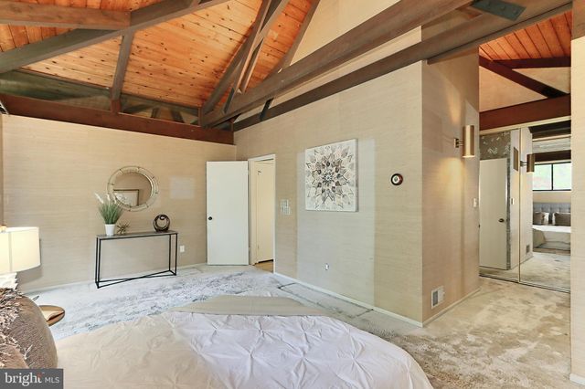 $1,800,000 | 8621 Tebbs Lane, McLean, VA 22102