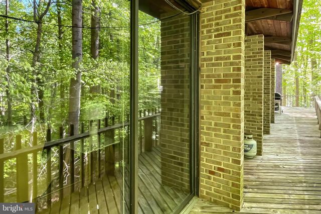 $1,800,000 | 8621 Tebbs Lane, McLean, VA 22102