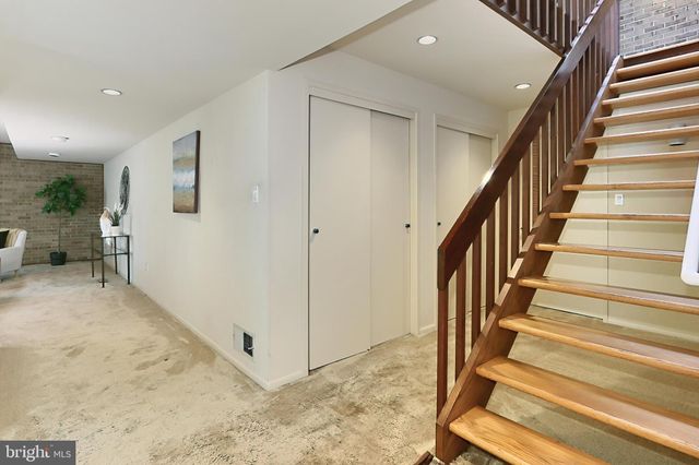 $1,800,000 | 8621 Tebbs Lane, McLean, VA 22102