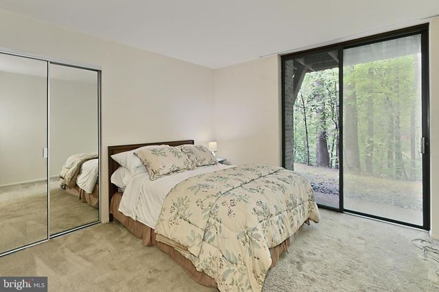 $1,800,000 | 8621 Tebbs Lane, McLean, VA 22102