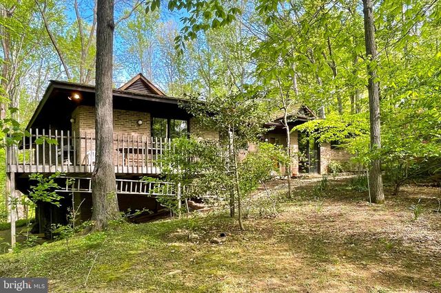 $1,800,000 | 8621 Tebbs Lane, McLean, VA 22102