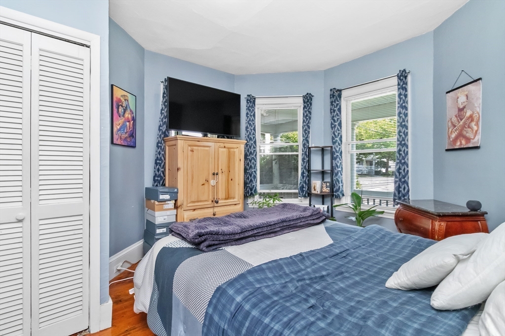126 Butler Road Quincy, MA 02169 - Photo 10 of 32