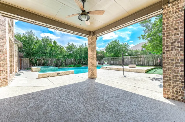 $669,800 | 17131 Upton Hill Drive, Cypress, TX 77433