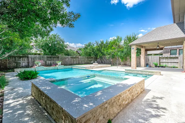 $669,800 | 17131 Upton Hill Drive, Cypress, TX 77433