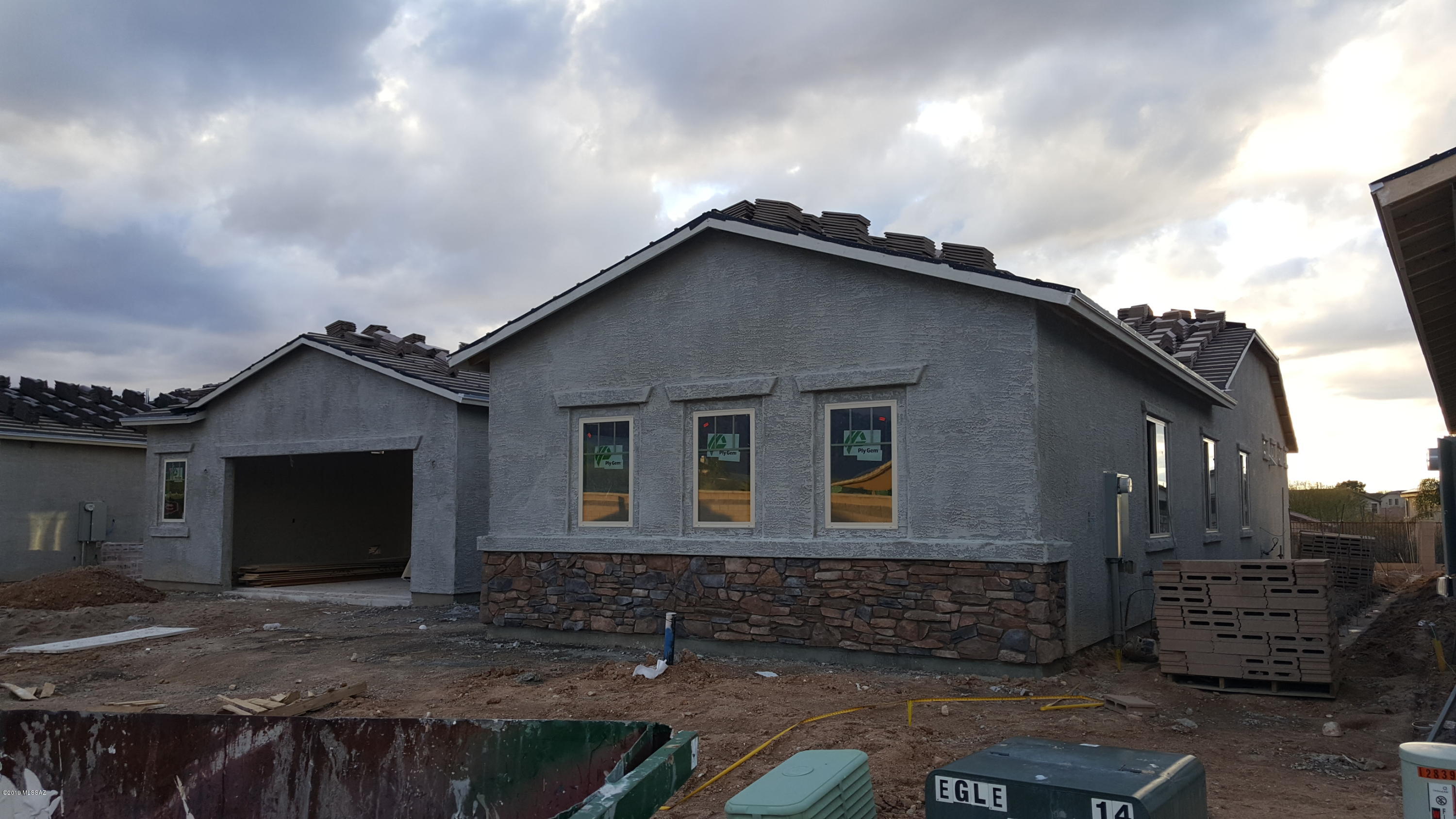 12827 North Morgan Ranch Road Tucson, AZ 85755 - Photo 3 of 13