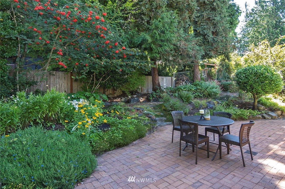 18317 Sunset Way Edmonds, WA 98026 - Photo 22 of 24 Gallery Image 22