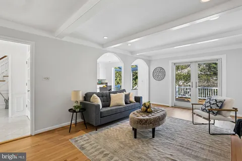 $1,325,000 | 3 Hitching Post Place, North Bethesda, MD 20852