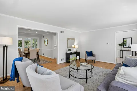 $1,325,000 | 3 Hitching Post Place, North Bethesda, MD 20852