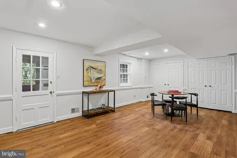 $1,325,000 | 3 Hitching Post Place, North Bethesda, MD 20852