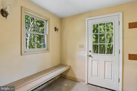 $1,325,000 | 3 Hitching Post Place, North Bethesda, MD 20852