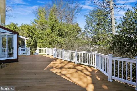 $1,325,000 | 3 Hitching Post Place, North Bethesda, MD 20852