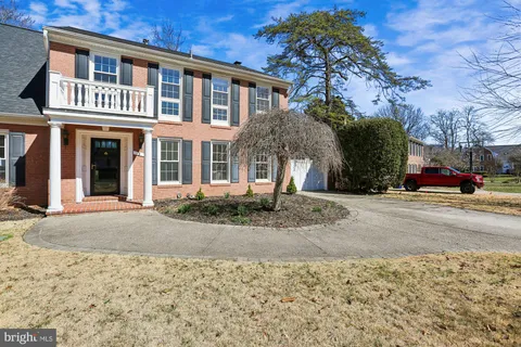 $1,325,000 | 3 Hitching Post Place, North Bethesda, MD 20852