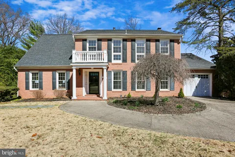 $1,325,000 | 3 Hitching Post Place, North Bethesda, MD 20852