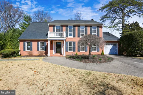 $1,325,000 | 3 Hitching Post Place, North Bethesda, MD 20852