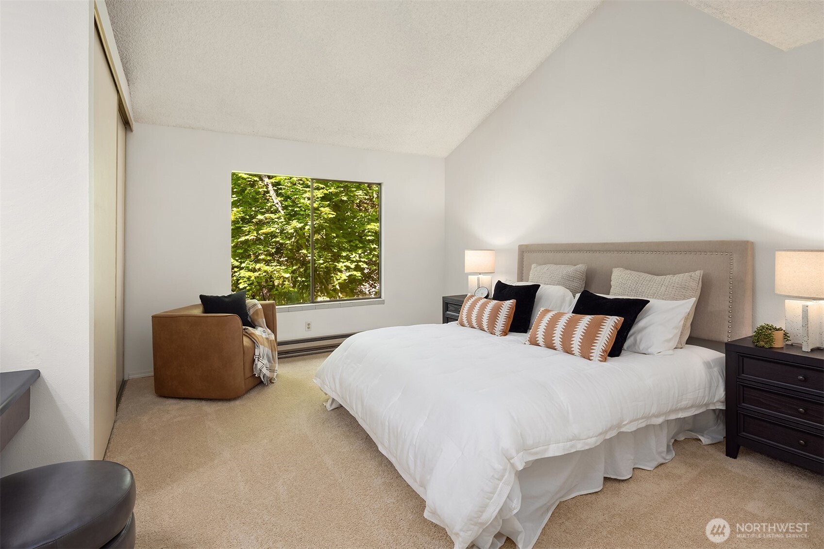 6333 Sand Point Way Northeast Seattle, WA 98115 - Photo 11 of 28