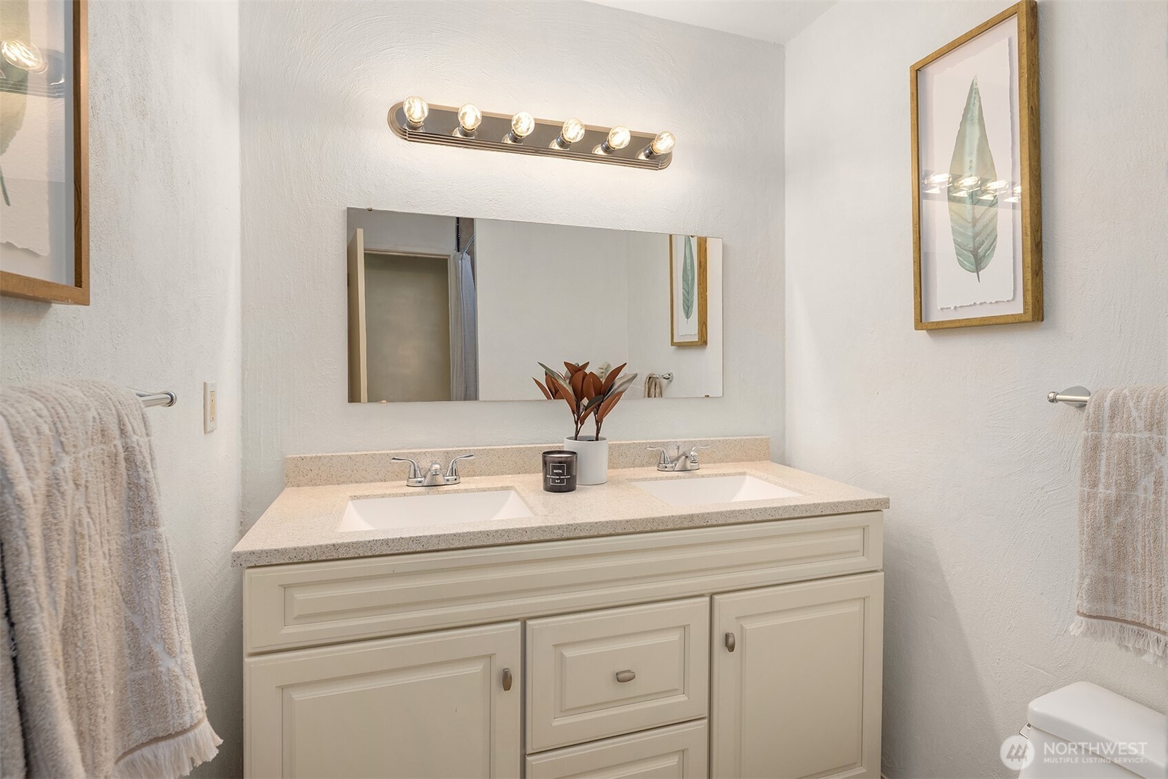 6333 Sand Point Way Northeast Seattle, WA 98115 - Photo 12 of 28