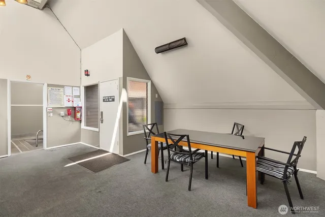 $559,000 | 6333 Sand Point Way Northeast, Seattle, WA 98115