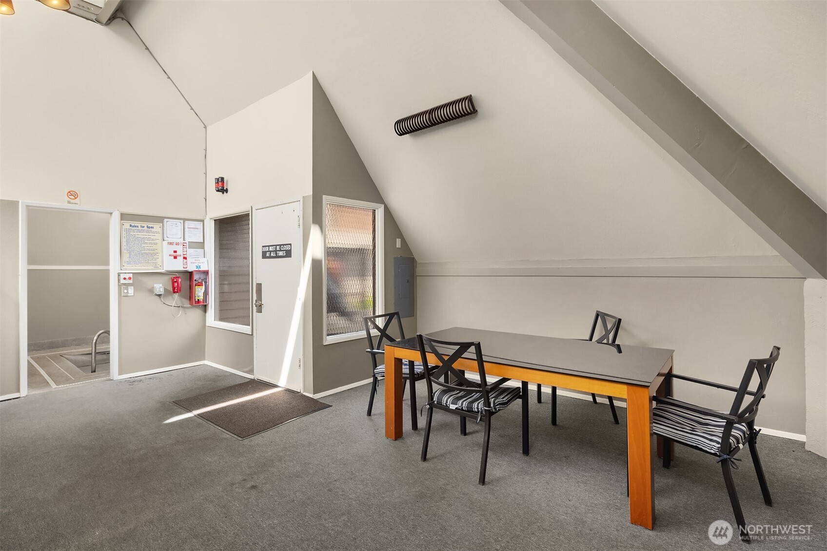 6333 Sand Point Way Northeast Seattle, WA 98115 - Photo 22 of 28