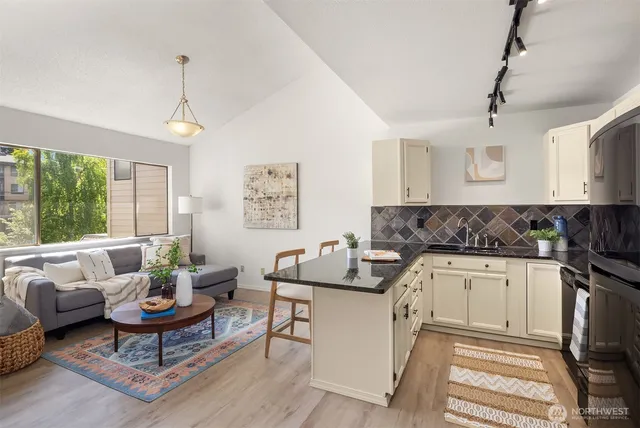 $559,000 | 6333 Sand Point Way Northeast, Seattle, WA 98115