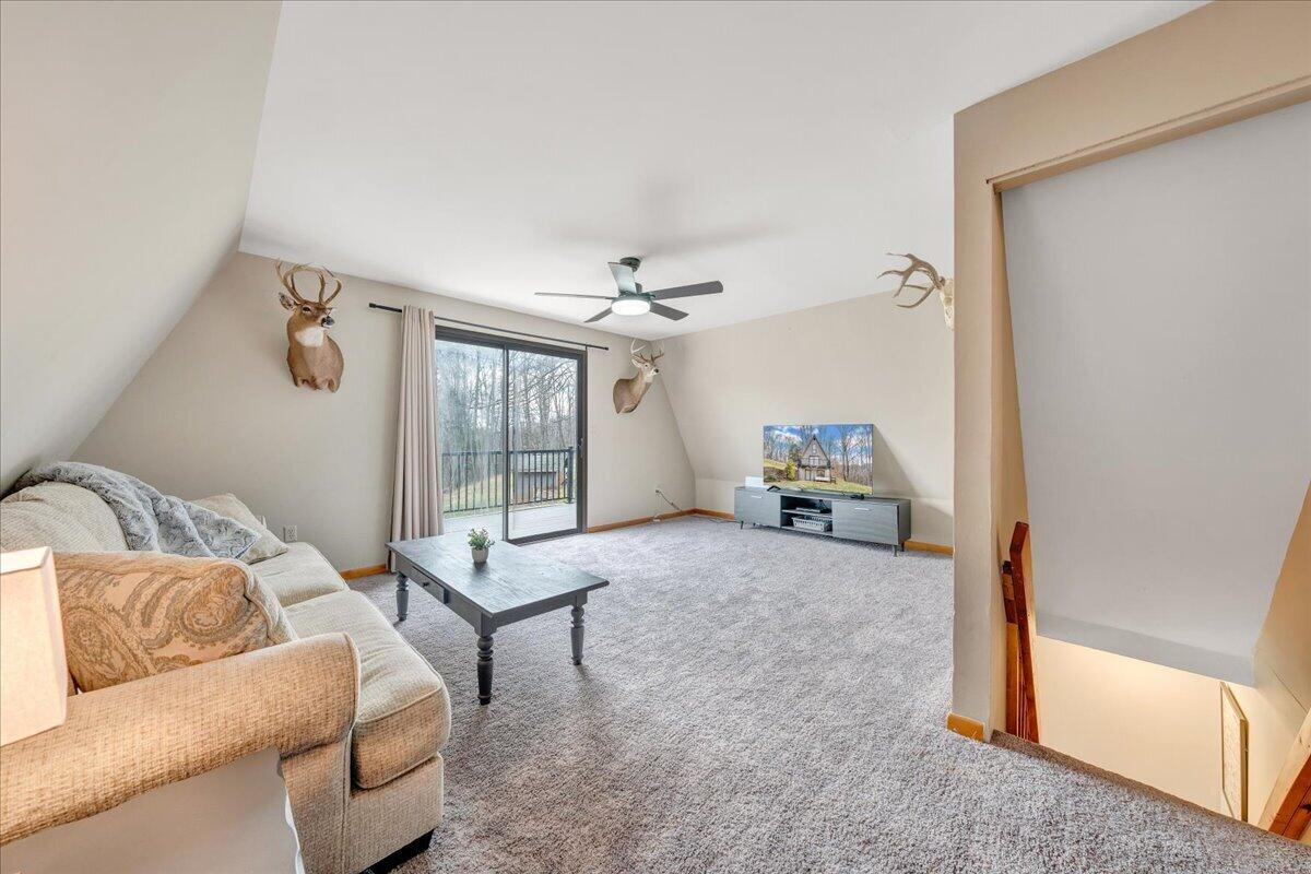 10924 Narrow Passage Road Eagle Rock, VA 24085 - Photo 24 of 85 24-MIB00573