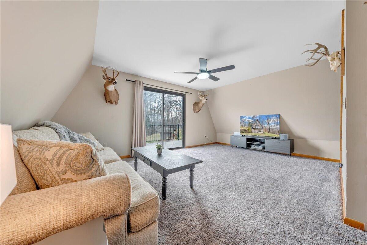 10924 Narrow Passage Road Eagle Rock, VA 24085 - Photo 25 of 85 25-MIB00543