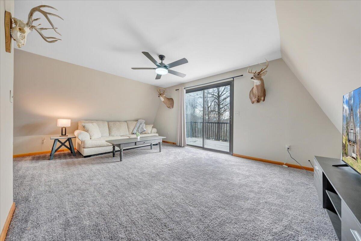 10924 Narrow Passage Road Eagle Rock, VA 24085 - Photo 26 of 85 26-MIB00540