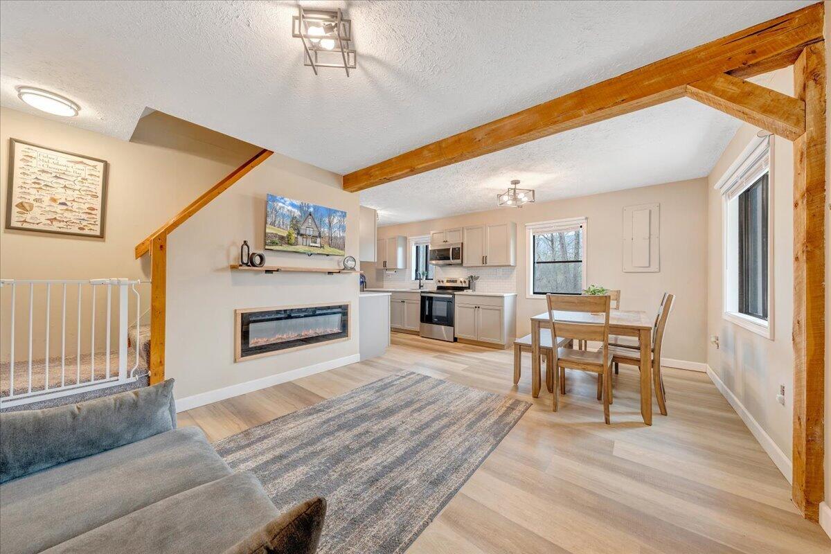 10924 Narrow Passage Road Eagle Rock, VA 24085 - Photo 8 of 85 08-MIB00612