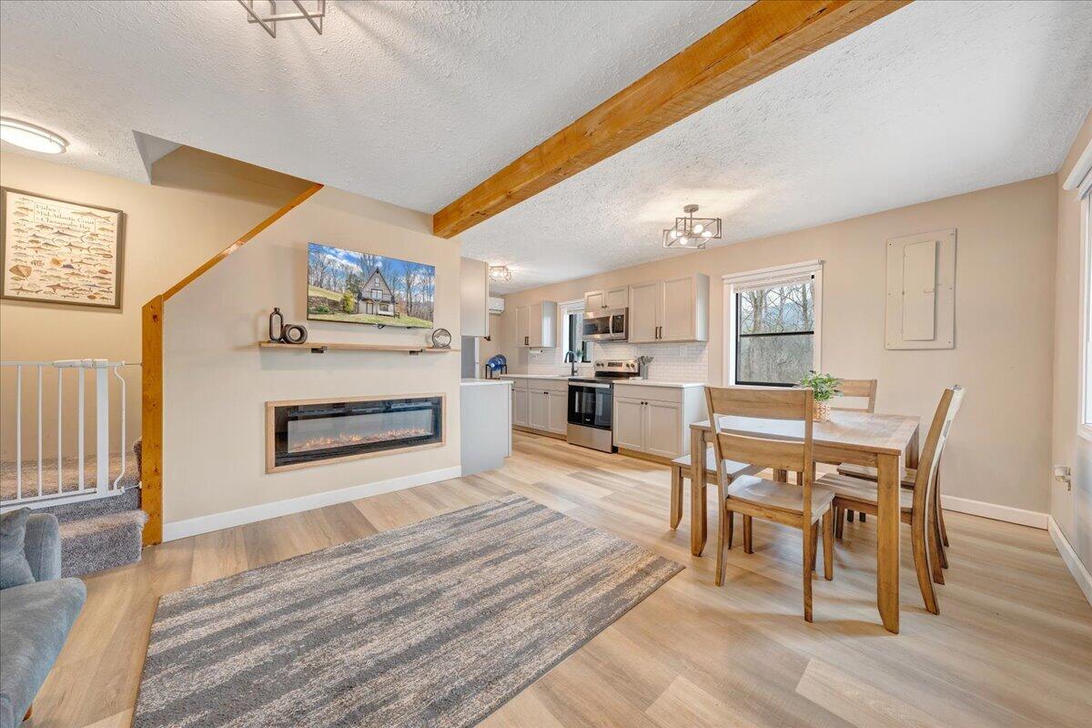 10924 Narrow Passage Road Eagle Rock, VA 24085 - Photo 9 of 85 09-MIB00609