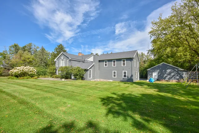 $1,175,000 | 705 West Bradley Road, River Hills, WI 53217