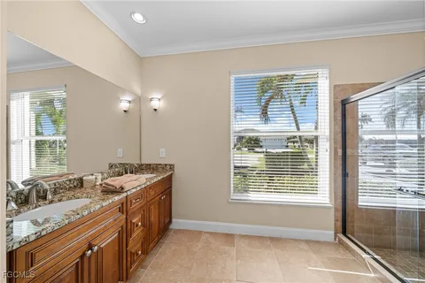 $899,900 | 5025 Southwest 10th Avenue, Cape Coral, FL 33914