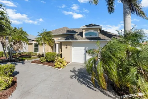 $899,900 | 5025 Southwest 10th Avenue, Cape Coral, FL 33914