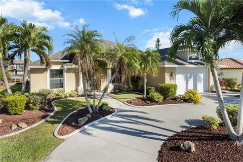 $899,900 | 5025 Southwest 10th Avenue, Cape Coral, FL 33914
