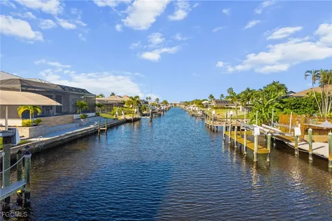 $899,900 | 5025 Southwest 10th Avenue, Cape Coral, FL 33914