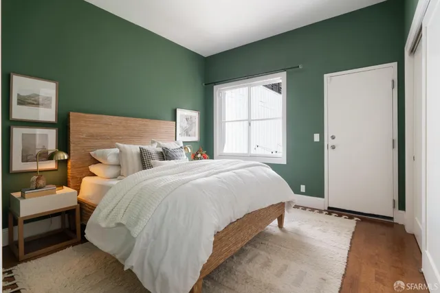 $949,000 | 558 Central Avenue, San Francisco, CA 94117