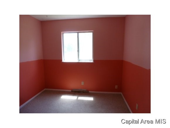 2061 Stonehenge Road Springfield, IL 62702 - Photo 8 of 19