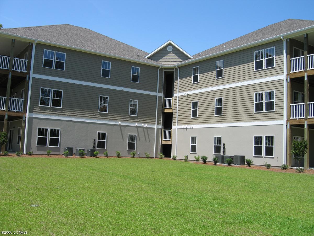 200 Lighthouse Lane, Unit 2D3 Cedar Point, NC 28584 - Photo 4 of 19 Back of Phase I Building