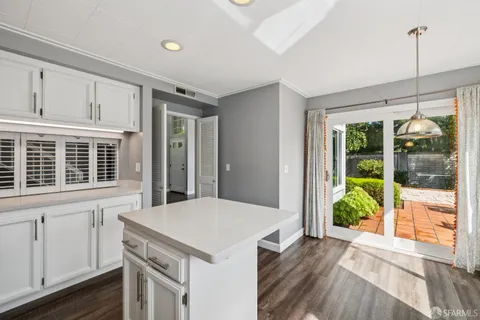 $995,000 | 2 Orr Court, Alameda, CA 94502