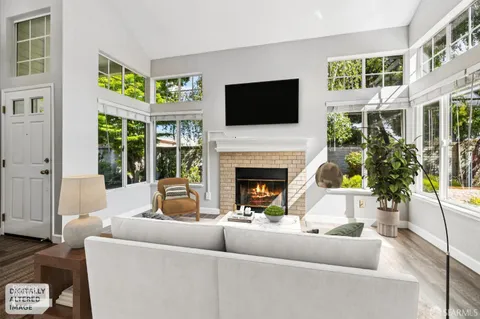 $999,000 | 2 Orr Court, Alameda, CA 94502