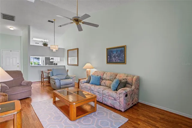 $234,900 | 39650 US Highway 19 North, Unit 912, Tarpon Springs, FL 34689