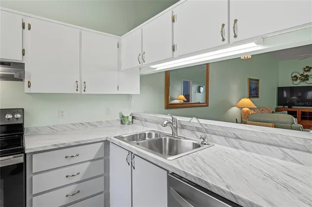 $234,900 | 39650 US Highway 19 North, Unit 912, Tarpon Springs, FL 34689