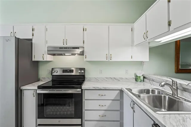 $234,900 | 39650 US Highway 19 North, Unit 912, Tarpon Springs, FL 34689