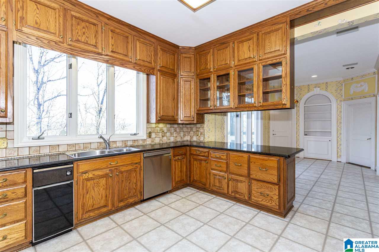 5316 Meadow Brook Road Birmingham, AL 35242 - Photo 11 of 46