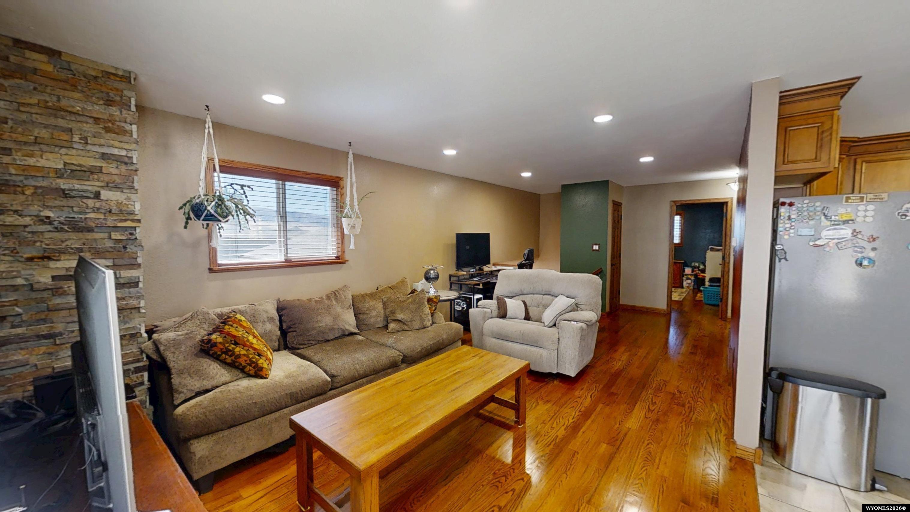 3684 Ridgecrest Drive Casper, WY 82604 - Photo 3 of 42 Gallery Image 3