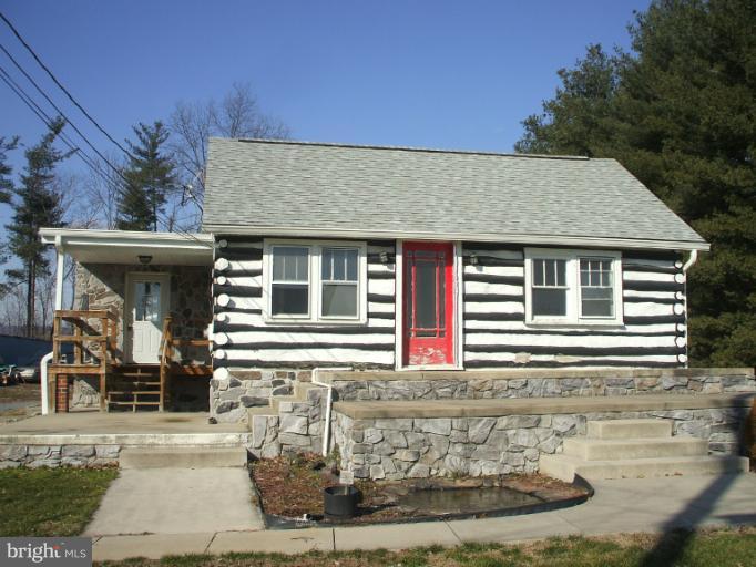 9822 Old Frederick Road Frederick, MD 21701 - Photo 1 of 1 Exterior (Front)